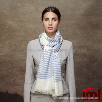 Bufanda de lana de moda de rayas blancas azules teñidas de hilo al por mayor